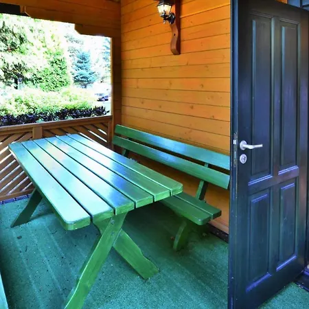 In Ko Obrzeg Near Seaside Колобжег