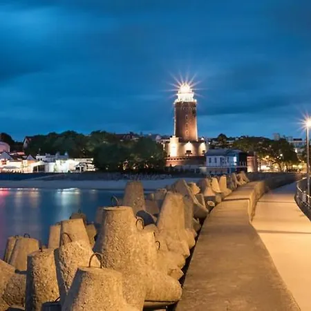 In Ko Obrzeg Near Seaside Колобжег